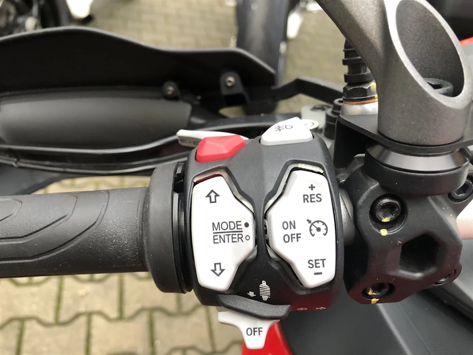 Angebot Ducati Multistrada V2 S Bild 14: Angebot Ducati Multistrada V2 S