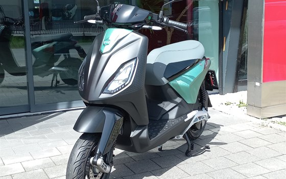 Neufahrzeug Piaggio 1 + - Bild 3 Neufahrzeug Piaggio 1 + - Bild 3