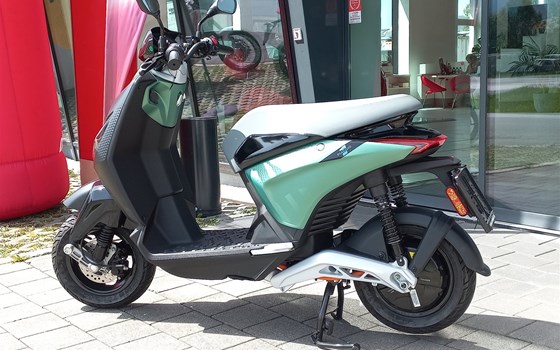 Neufahrzeug Piaggio 1 + - Bild 4 Neufahrzeug Piaggio 1 + - Bild 4