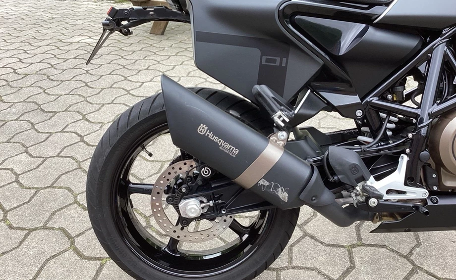 Angebot Husqvarna Svartpilen 701 Bild 5: Angebot Husqvarna Svartpilen 701