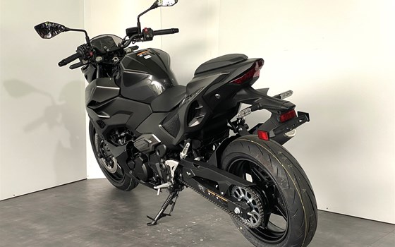 Neufahrzeug Kawasaki Z7 Hybrid - Bild 5 Neufahrzeug Kawasaki Z7 Hybrid - Bild 5