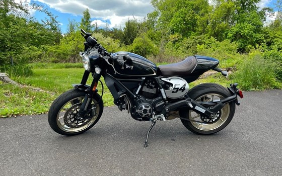Gebrauchtmotorrad Ducati Scrambler Cafe Racer - Bild 6 Gebrauchtmotorrad Ducati Scrambler Cafe Racer - Bild 6