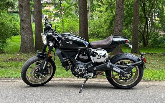 Gebrauchtmotorrad Ducati Scrambler Cafe Racer - Bild 8 Gebrauchtmotorrad Ducati Scrambler Cafe Racer - Bild 8