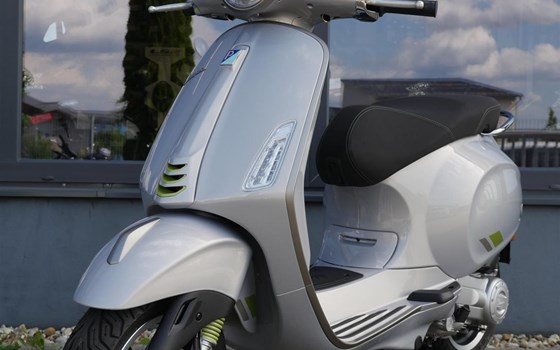 Neufahrzeug Vespa Primavera 50 - Bild 8