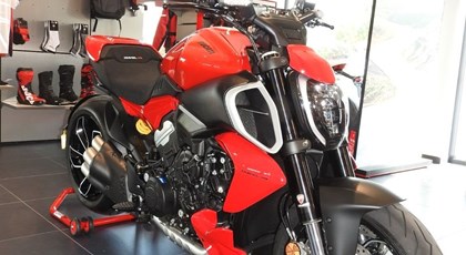 Neumotorrad Ducati Diavel V4