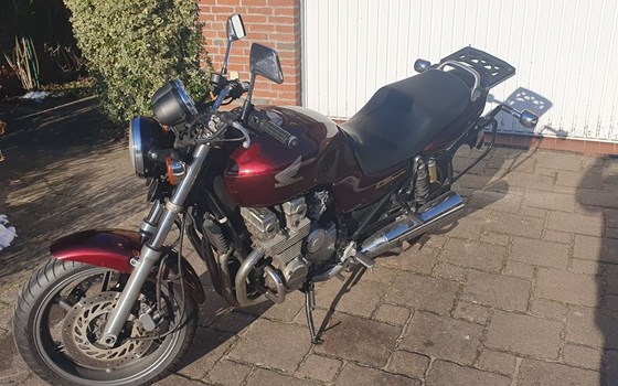 Gebrauchtmotorrad Honda CB 750 Sevenfifty - Bild 1