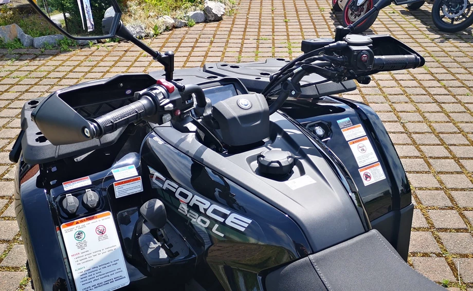 Angebot CFMOTO CFORCE 520 L DLX EPS Bild 4: Angebot CFMOTO CFORCE 520 L DLX EPS