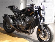 Honda CB1000R Black Edition