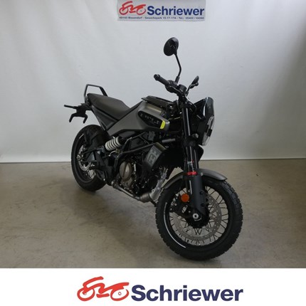 NEUFAHRZEUG Husqvarna Svartpilen 125