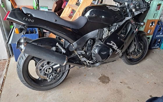 Gebrauchtmotorrad Triumph Daytona 1200 - Bild 2
