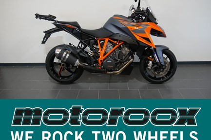 KTM 1290 Super Duke GT