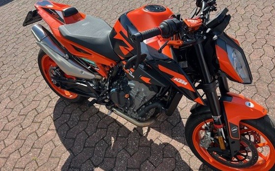 Gebrauchtmotorrad KTM 890 Duke GP - Bild 5