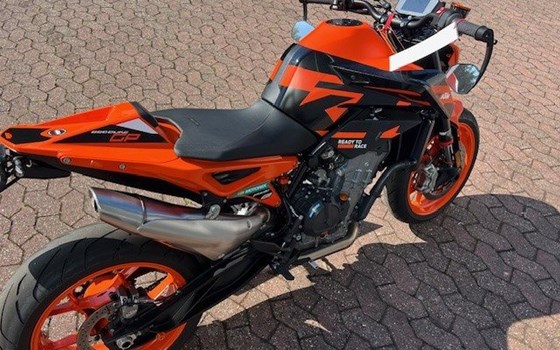 Gebrauchtmotorrad KTM 890 Duke GP - Bild 6