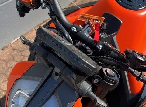 Gebrauchtmotorrad KTM 890 Duke GP - Bild 9