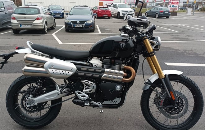 Triumph Scrambler 1200 XE