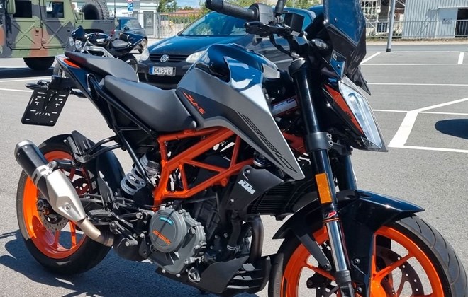 KTM 390 Duke