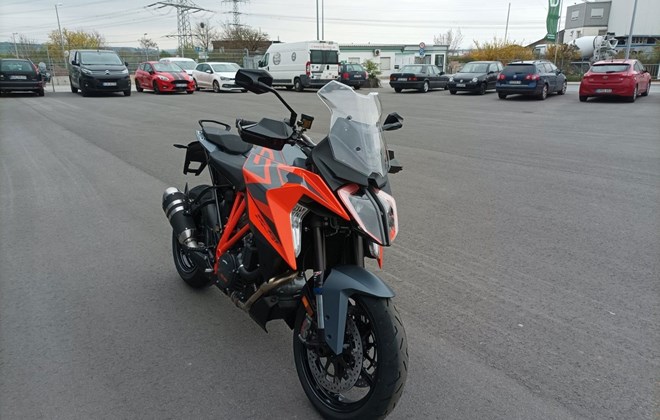 KTM 1290 Super Duke GT