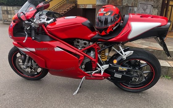 Gebrauchtmotorrad Ducati 749 - Bild 2 Gebrauchtmotorrad Ducati 749 - Bild 2