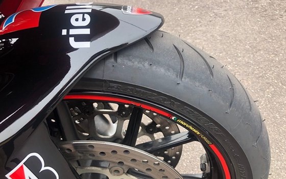 Gebrauchtmotorrad Ducati 749 - Bild 7 Gebrauchtmotorrad Ducati 749 - Bild 7