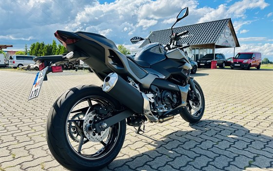Gebrauchtmotorrad Kawasaki Z7 Hybrid - Bild 5