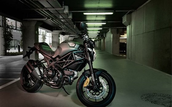 Neufahrzeug Ducati Monster 1100 Evo - Bild 2 Neufahrzeug Ducati Monster 1100 Evo - Bild 2
