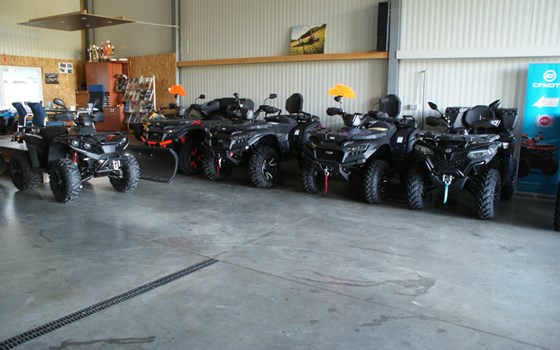 Neufahrzeug CFMOTO CForce 850 V2 EFI 4x4 XL DLX - Bild 7 Neufahrzeug CFMOTO CForce 850 V2 EFI 4x4 XL DLX - Bild 7