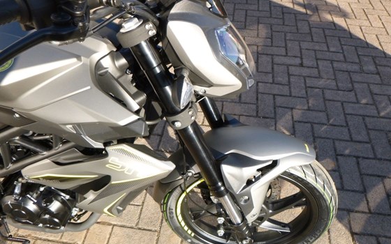 Neufahrzeug Benelli BN 125 - Bild 4