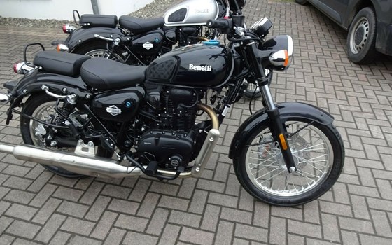 Neufahrzeug Benelli Imperiale 400 - Bild 2