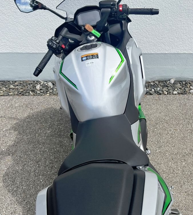 Angebot Kawasaki Ninja 7 Hybrid