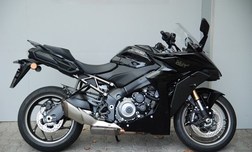 Suzuki GSX-S1000GT