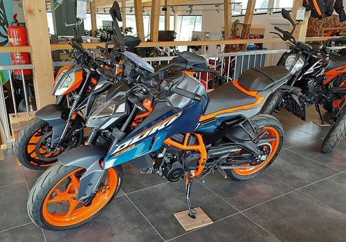 KTM 390 Duke