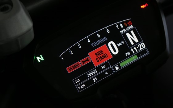 Gebrauchtmotorrad Ducati XDiavel - Bild 8