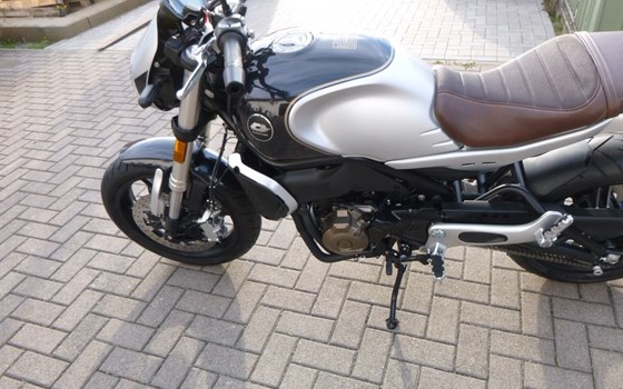 Gebrauchtmotorrad QJ Motor SRV 550 - Bild 5