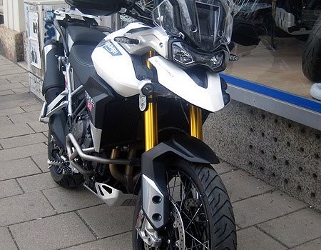 Gebrauchtmotorrad Triumph Tiger 900 Rally Pro - Bild 2 Gebrauchtmotorrad Triumph Tiger 900 Rally Pro - Bild 2