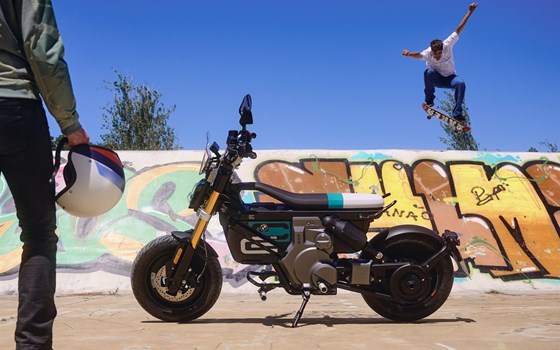 Neufahrzeug BMW CE 02 11kW - Bild 2