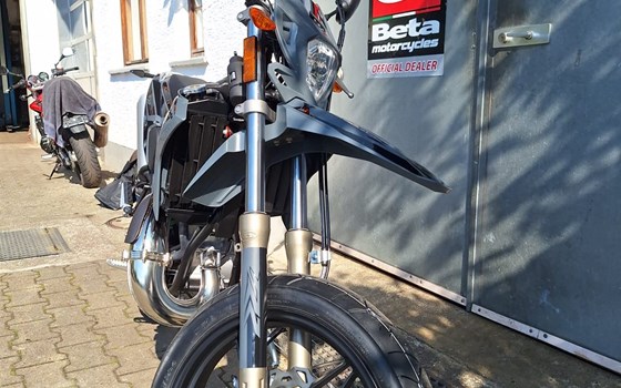 Neufahrzeug Beta RR 50 Motard - Bild 2 Neufahrzeug Beta RR 50 Motard - Bild 2