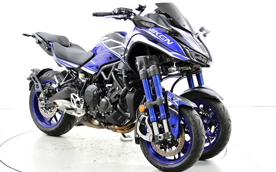 Motorrad Occasion Yamaha Niken - Bild 2