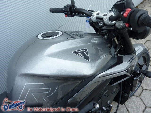 Angebot Triumph Street Triple