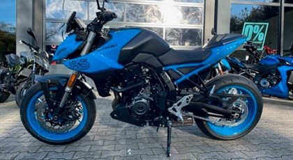 Neumotorrad Suzuki GSX-8S