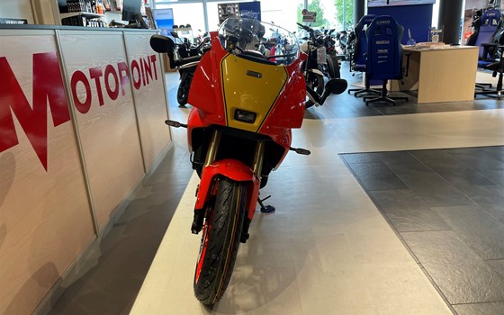 Gebrauchtmotorrad Yamaha XSR900 GP - Bild 6