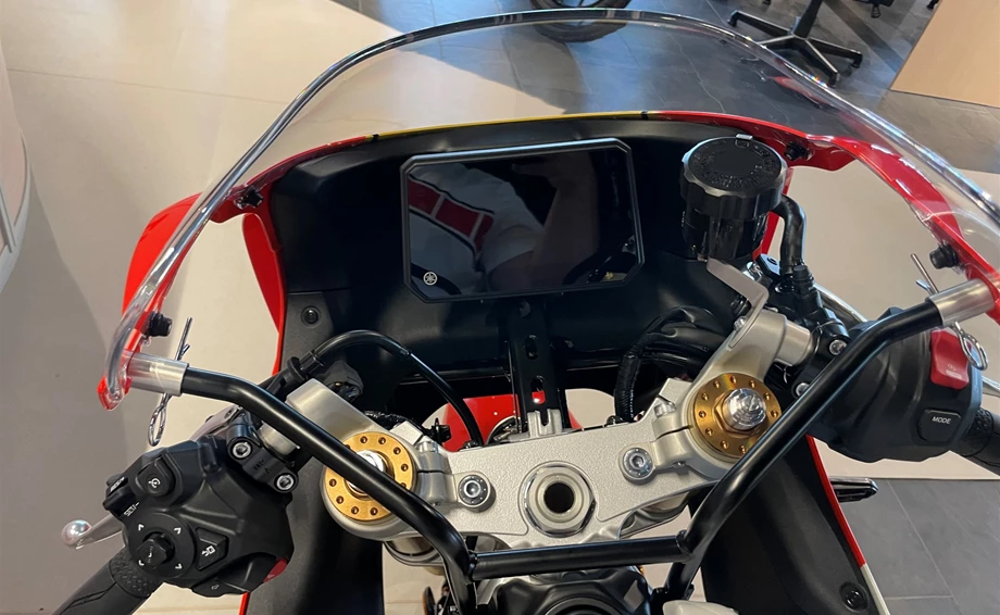 Angebot Yamaha XSR900 GP Bild 7: Angebot Yamaha XSR900 GP