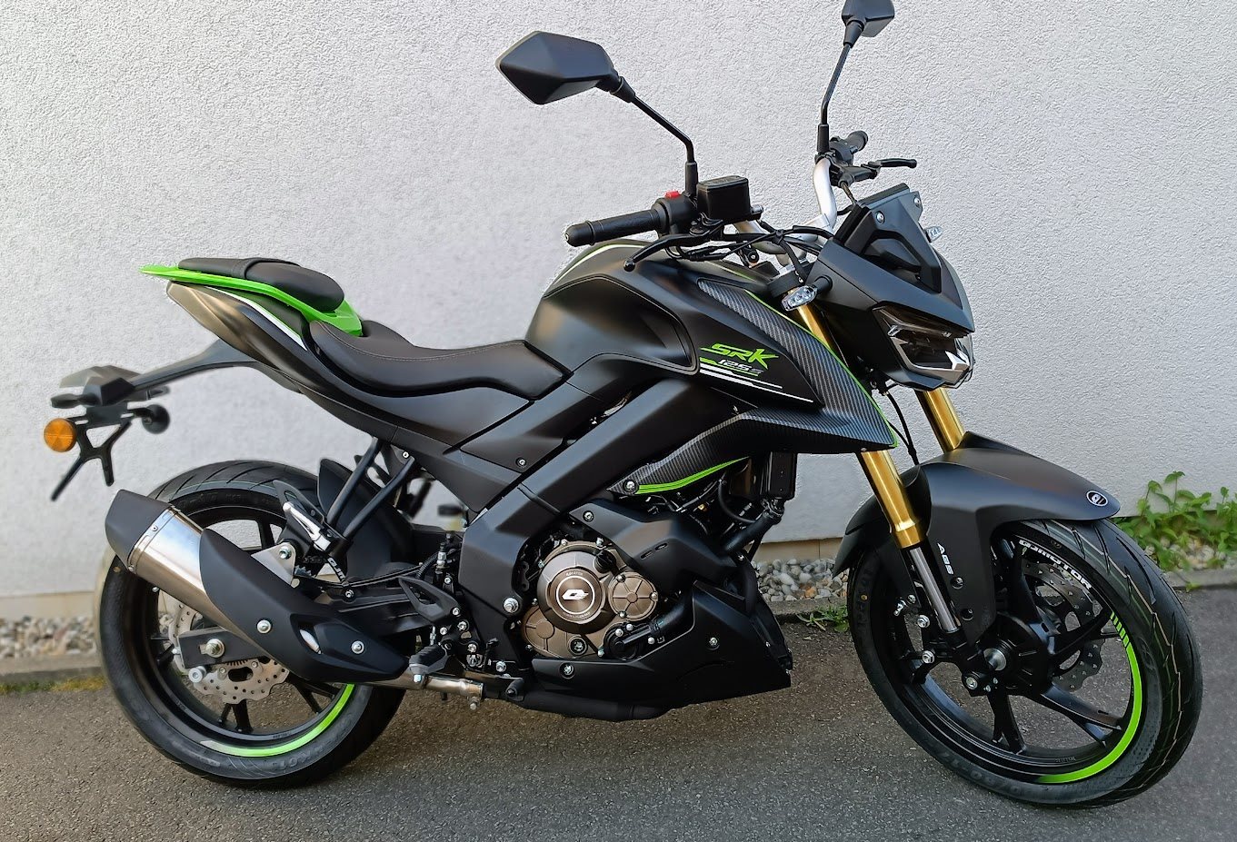 QJ Motor SRK 125 S