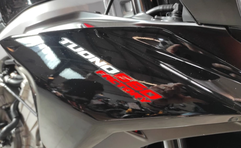 Angebot Aprilia Tuono 660 Factory Bild 4: Angebot Aprilia Tuono 660 Factory