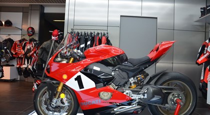 Neumotorrad Ducati Panigale V4