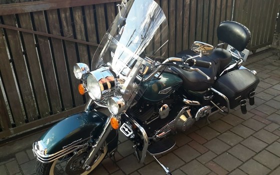 Gebrauchtmotorrad Harley-Davidson Road King Classic FLHRC - Bild 1