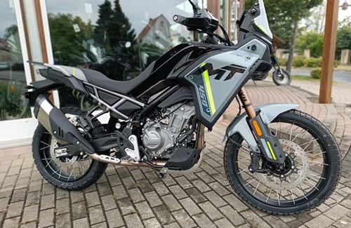 Neumotorrad CFMOTO 450MT