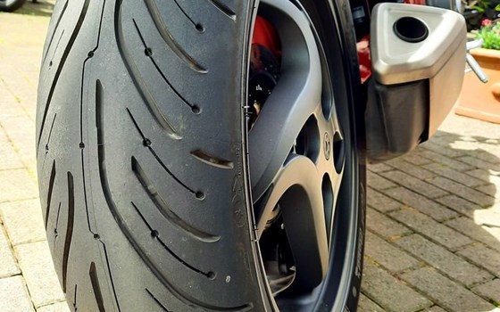 Gebrauchtmotorrad Honda CB 1000 R - Bild 7