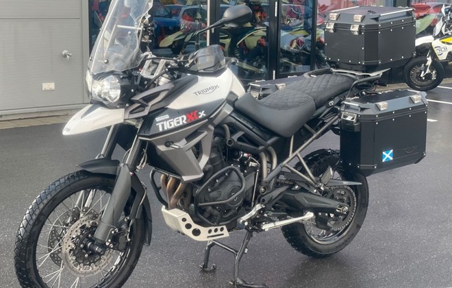 Triumph Tiger 800 XCx