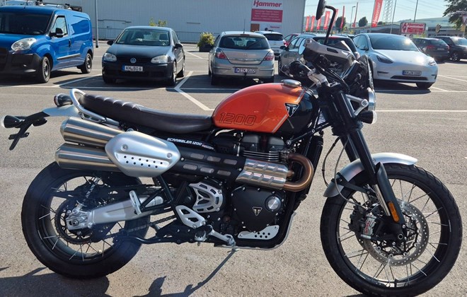 Triumph Scrambler 1200 XC