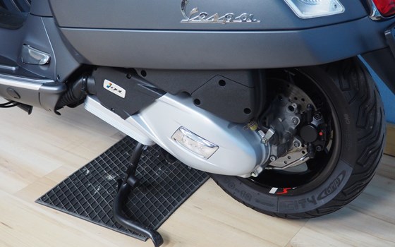 Gebrauchtmotorrad Vespa GTS 125 Supersport iGET - Bild 10 Gebrauchtmotorrad Vespa GTS 125 Supersport iGET - Bild 10